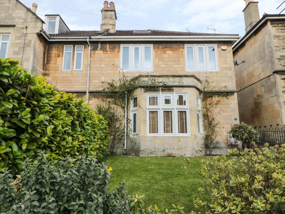 Villa 33 Crescent Gardens Bath Exterior foto